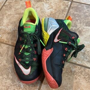 Nike Black and Neon Green Sneakers